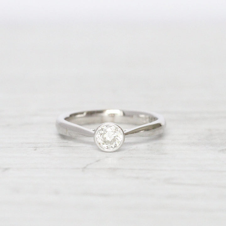 Contemporary 0.33 Carat Brilliant Cut Diamond Solitaire