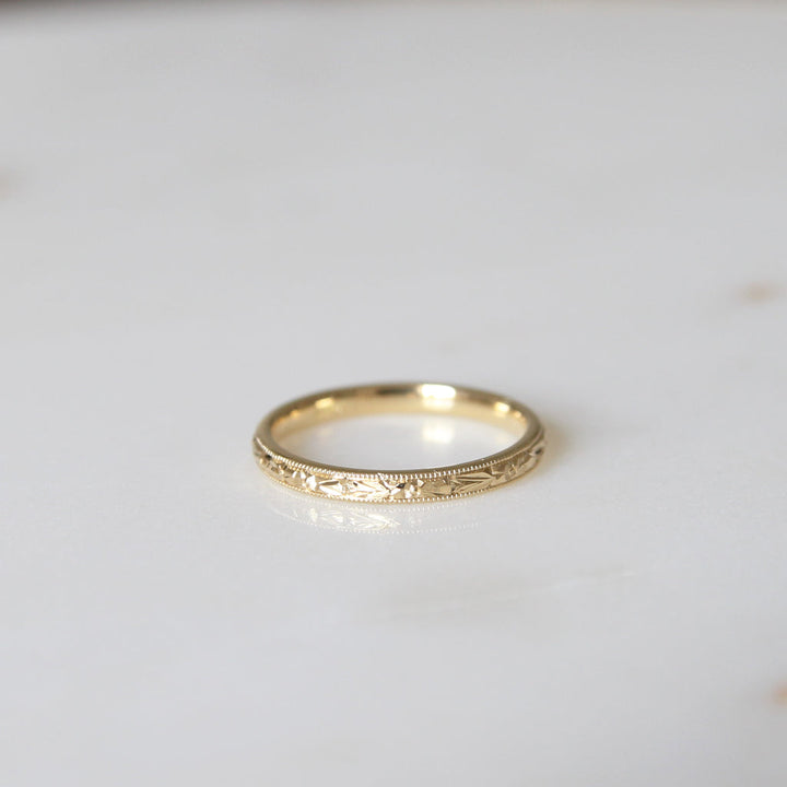 The Orange Blossom Band - Vintage Style Engraved Wedding Band