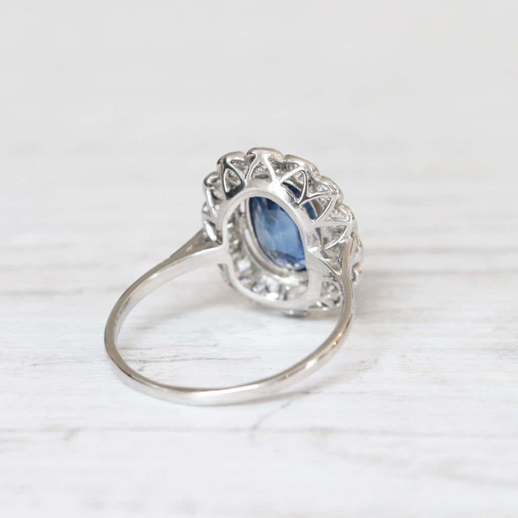 Art Deco 1.35 Carat Verneuil Sapphire and Old Cut Diamond Cluster