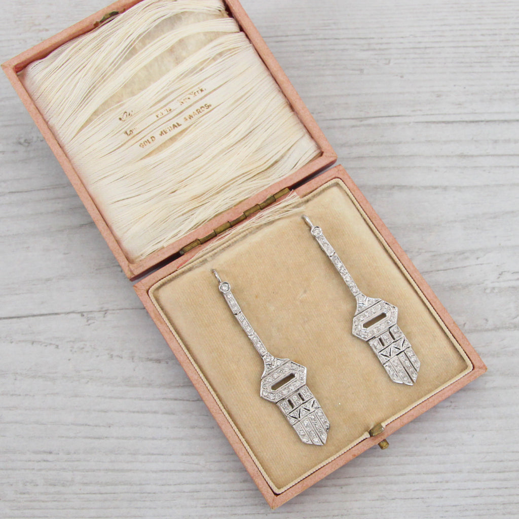 Art Deco 1.10 Carat Diamond Chandelier Drop Earrings