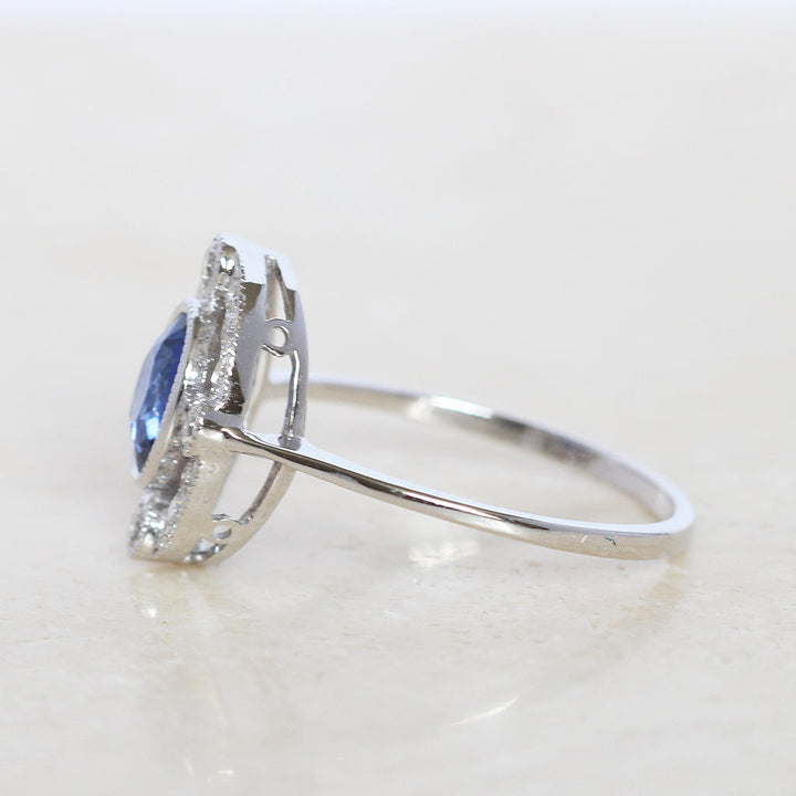 Vintage Style 1.04 Carat Sapphire and Diamond Cluster