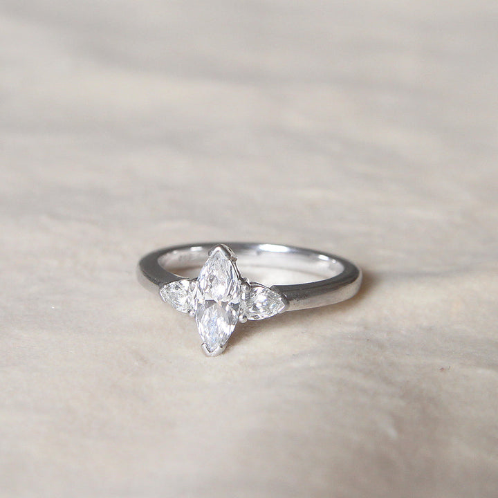 Contemporary 0.92 Carat Marquise Cut and Pear Shape Diamond Three Stone