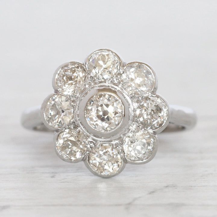 Art Deco 1.85 Carat Old Cut Diamond Daisy Cluster