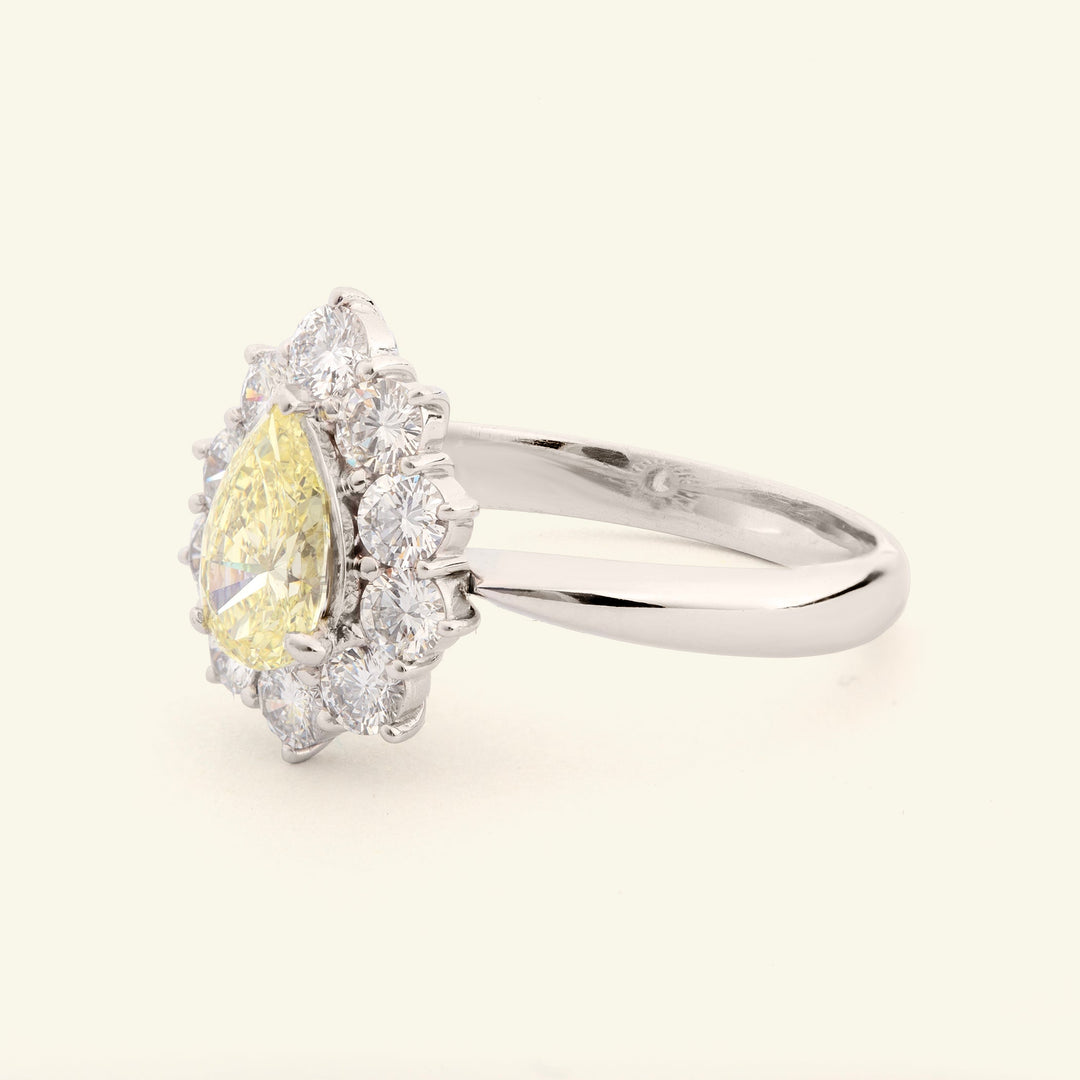 Vintage Style 1.57 Carat Yellow and White Diamond Pear Shape Cluster